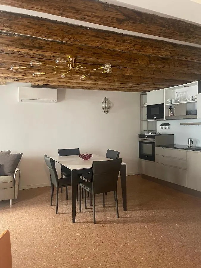 Ca' Ai Sospiri Apartment Venice