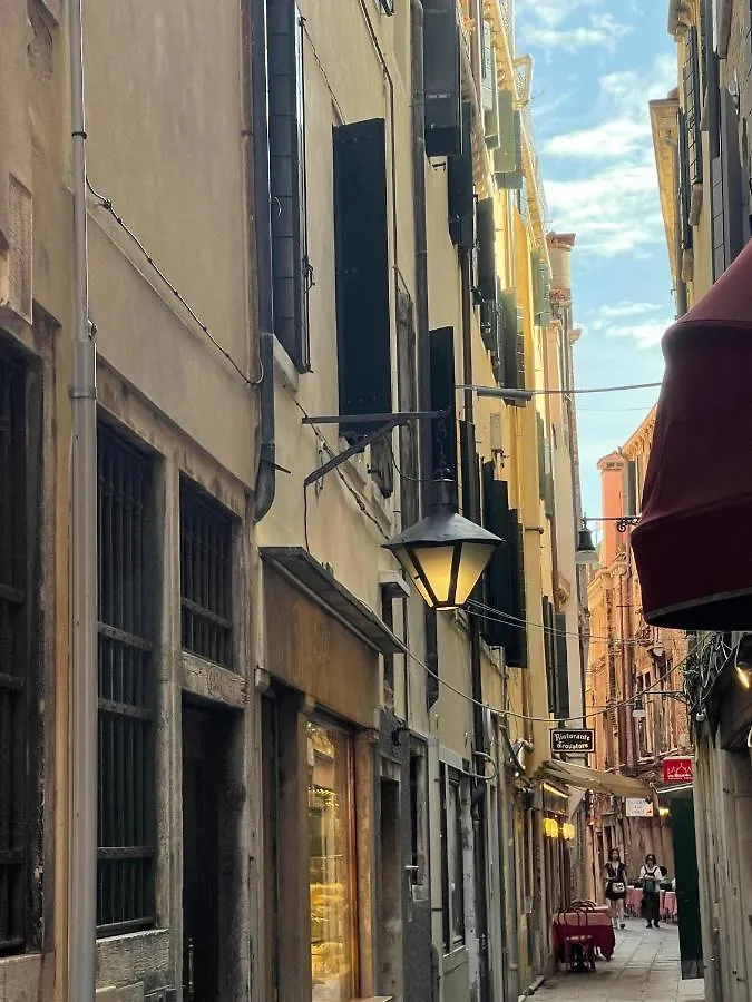 Ca' Ai Sospiri Apartment Venice Italy