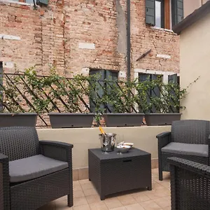 https://santaponal-cozy-apartment-with-balcony-rr.hotelslidodijesolo.com